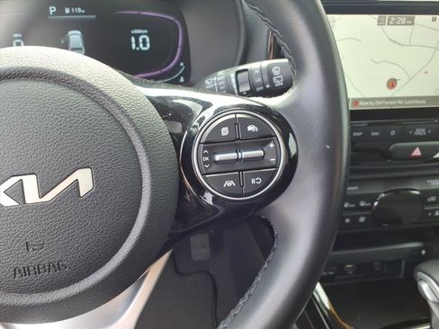 Used 2023 Kia Soul EX image 21