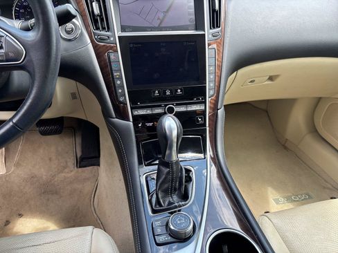 Used 2015 INFINITI Q50 Premium w/ Deluxe Touring Package RWD image 29