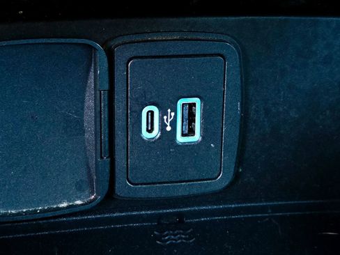 Used 2022 Ford Bronco Outer Banks AWD/4WD image 17