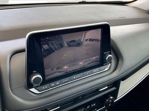 Used 2026 Nissan Rogue SV FWD image 28