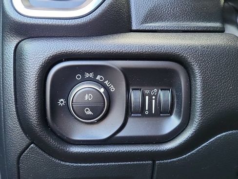 Used 2024 RAM 1500 Laramie AWD/4WD image 16