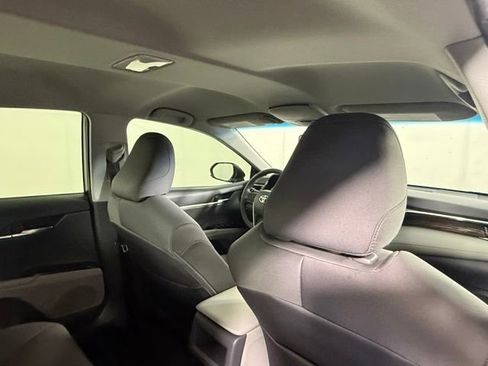 Used 2018 Toyota Camry LE FWD image 25