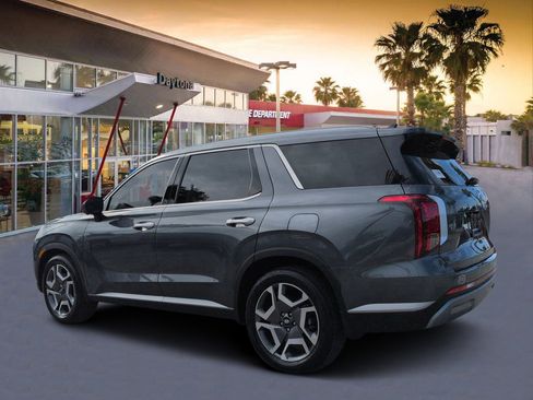 Used 2025 Hyundai Palisade SEL FWD image 5