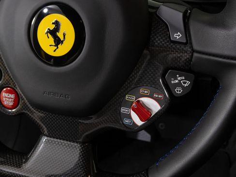 Used 2020 Ferrari 488 Pista Coupe RWD image 39