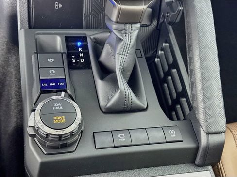 New 2026 Toyota 4Runner Limited AWD/4WD image 21