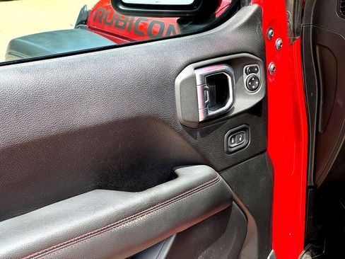 Used 2020 Jeep Gladiator Rubicon AWD/4WD image 12