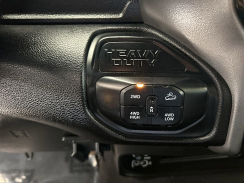 Used 2025 RAM 2500 Big Horn AWD/4WD image 54