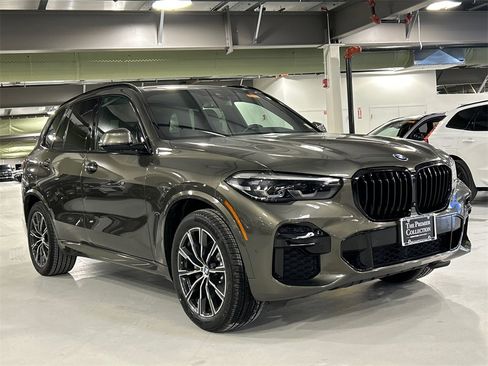 Used 2023 BMW X5 xDrive40i w/ M Sport Package image 1