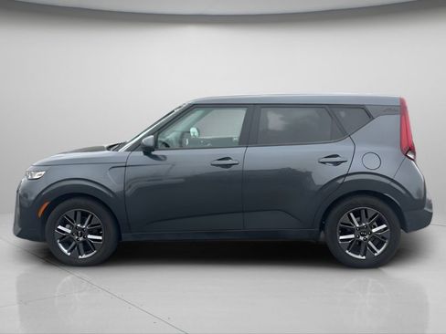 Used 2021 Kia Soul S image 8