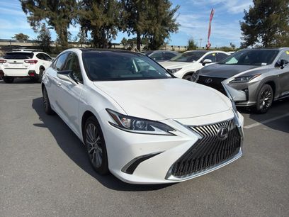 Used 2021 Lexus ES 350 w/ Premium Package