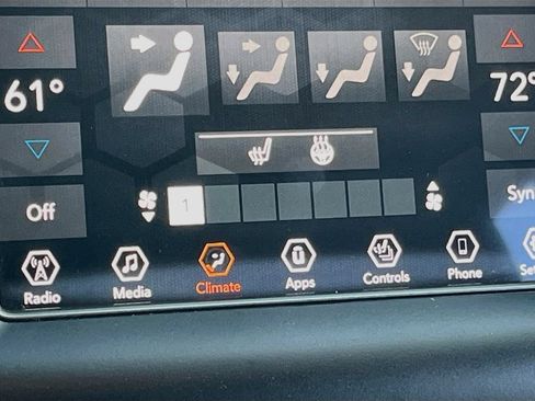 Used 2019 Jeep Grand Cherokee Laredo AWD/4WD image 19