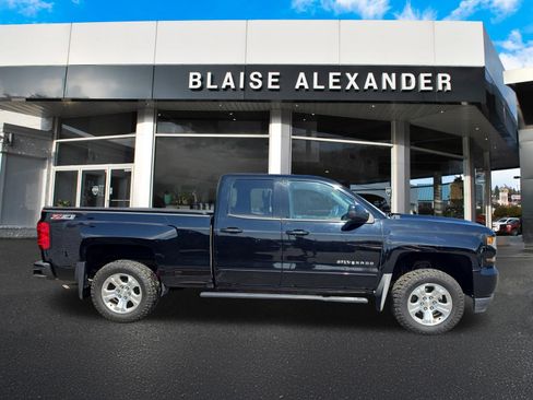 Used 2017 Chevrolet Silverado 1500 LT w/ All Star Edition AWD/4WD image 2