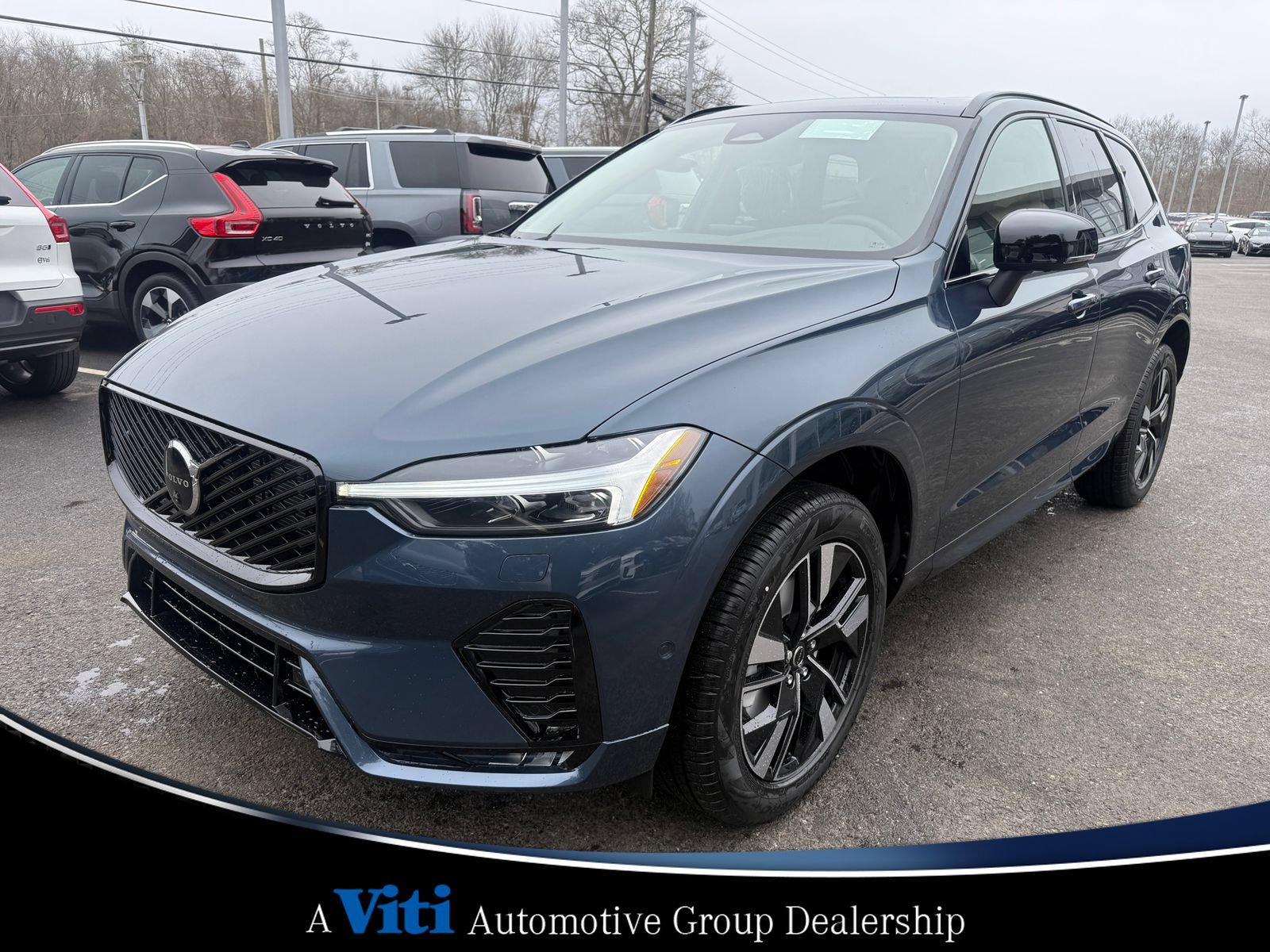 Used 2026 Volvo XC60 B5 Plus w/ Protection Package Premier AWD/4WD image 4