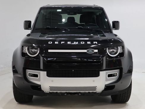 Used 2023 Land Rover Defender 90 S AWD/4WD image 13