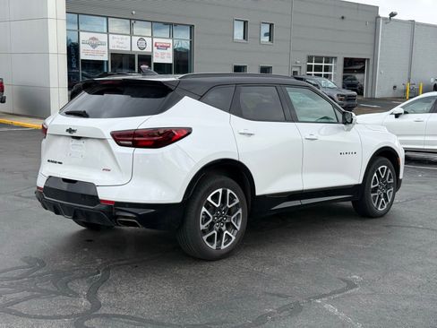 Used 2024 Chevrolet Blazer RS w/ Driver Confidence II Package image 3