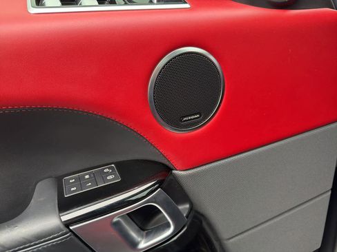 Used 2020 Land Rover Range Rover Sport HST image 20