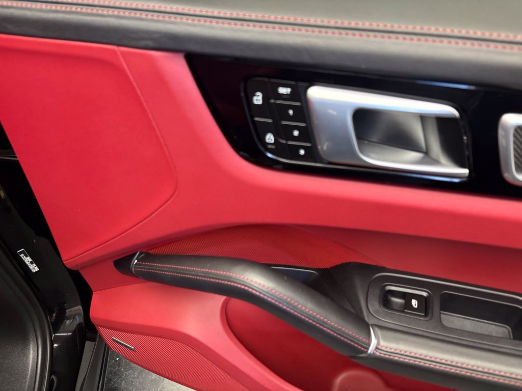 Certified 2023 Porsche Cayenne GTS AWD/4WD image 25