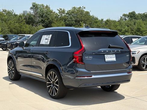 New 2026 Volvo XC90 B5 Ultra w/ Lounge Package image 4