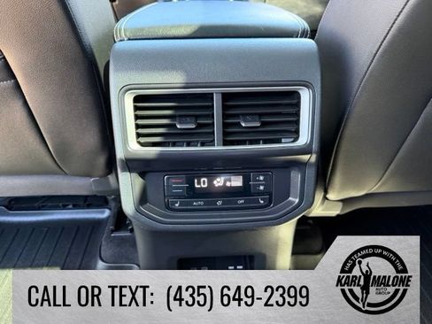 Used 2024 Volkswagen Atlas SEL Premium R-Line AWD/4WD image 28