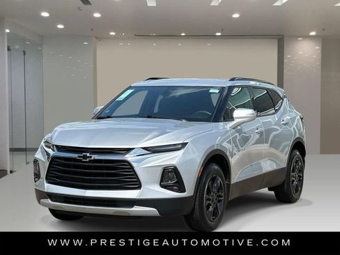 Used 2022 Chevrolet Blazer LT AWD/4WD image 1