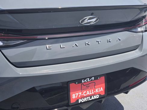 Used 2022 Hyundai Elantra N Line FWD image 15