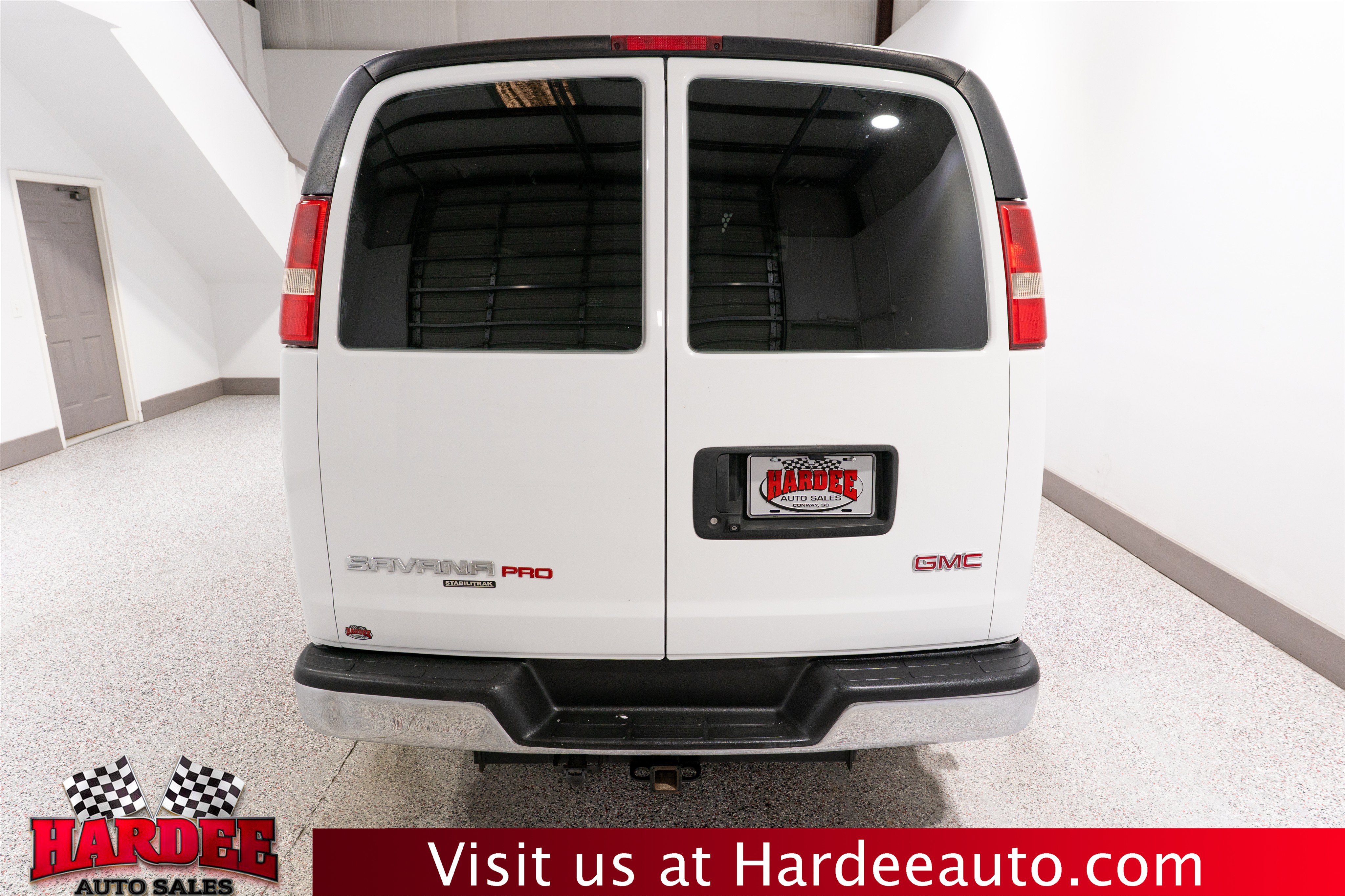 Used 2014 GMC Savana 1500 w/ Savana Pro Plus Package RWD image 4