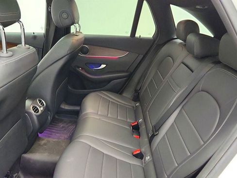 Used 2020 Mercedes-Benz GLC 300 4MATIC image 19