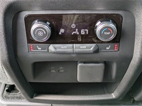 Used 2024 GMC Sierra 3500 AT4 w/ AT4 Premium Plus Package image 18