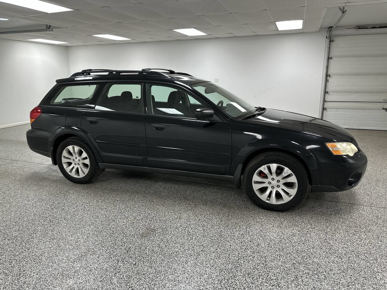 Used 2006 Subaru Outback 2.5i AWD/4WD image 2