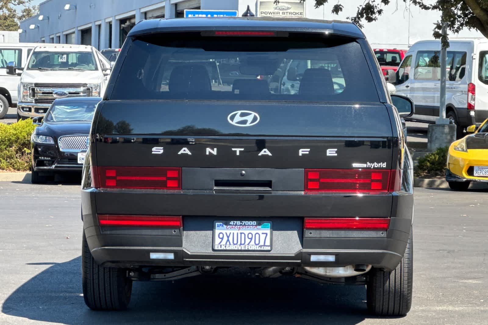 Used 2026 Hyundai Santa Fe SE AWD/4WD image 7