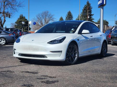 Used 2022 Tesla Model 3 Long Range image 23