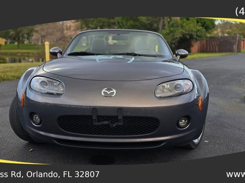Used 2006 MAZDA MX-5 Miata Grand Touring w/ Premium Pkg image 8
