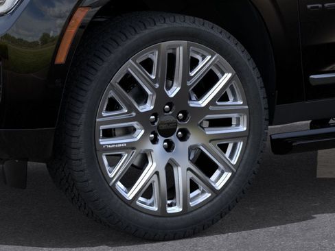 New 2026 GMC Yukon XL Denali Ultimate w/ LPO, Illumination Package AWD/4WD image 9