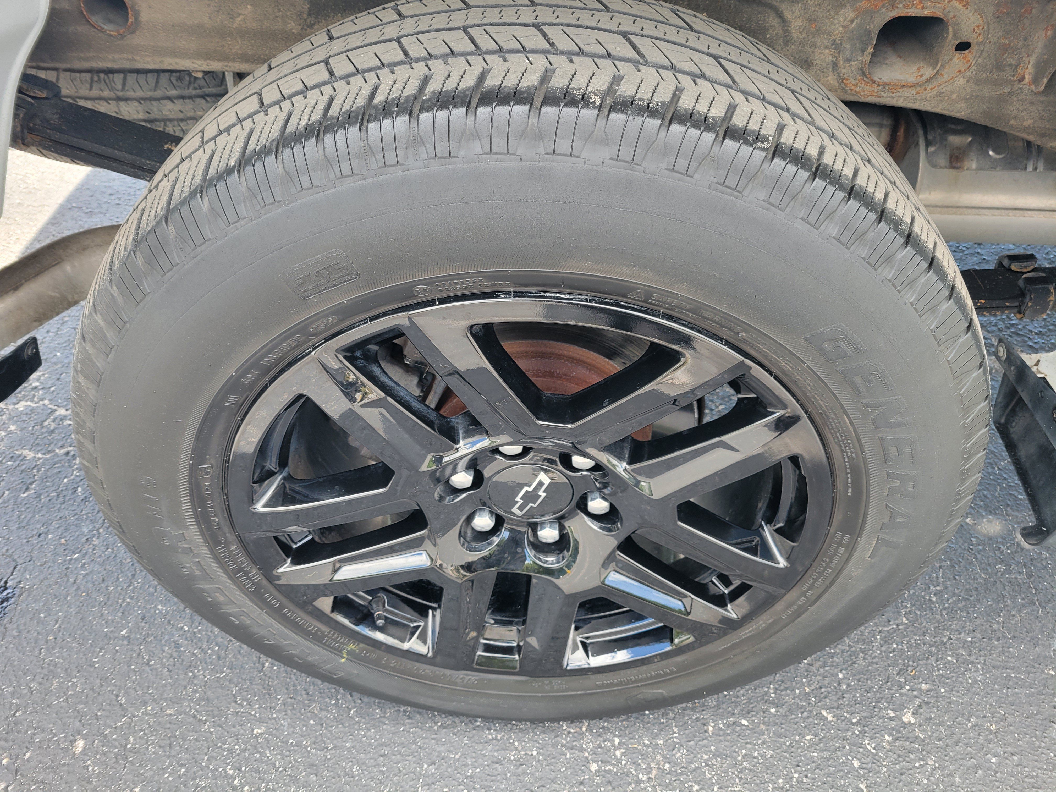 Used 2022 Chevrolet Silverado 1500 Custom AWD/4WD image 40
