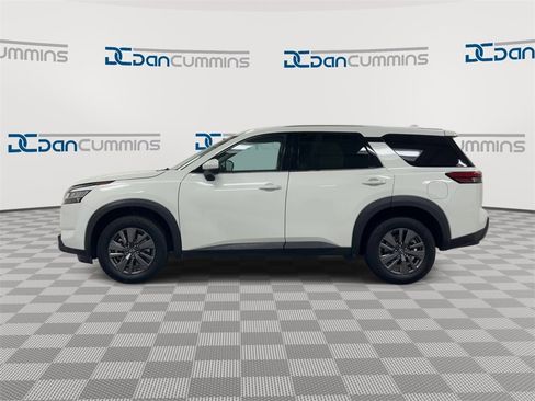 Used 2022 Nissan Pathfinder S w/ Cargo Package image 5