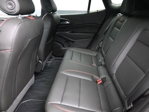 New 2026 Chevrolet Trax RS w/ Sunroof Package FWD image 18