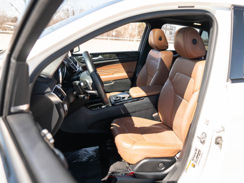 Used 2019 Mercedes-Benz GLE 43 AMG 4MATIC image 16