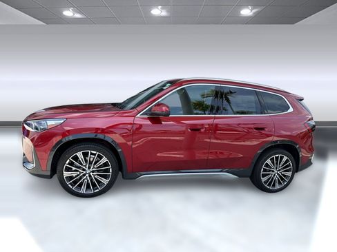 New 2026 BMW X1 xDrive28i w/ Technology Package AWD/4WD image 2