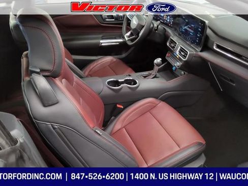 Used 2025 Ford Mustang Premium image 15