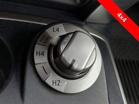 Used 2019 Toyota 4Runner SR5 AWD/4WD image 14