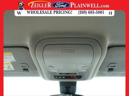 Used 2023 Chevrolet Equinox LT image 30