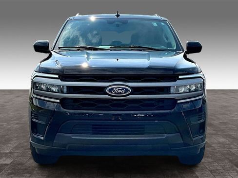 Used 2024 Ford Expedition XLT image 25