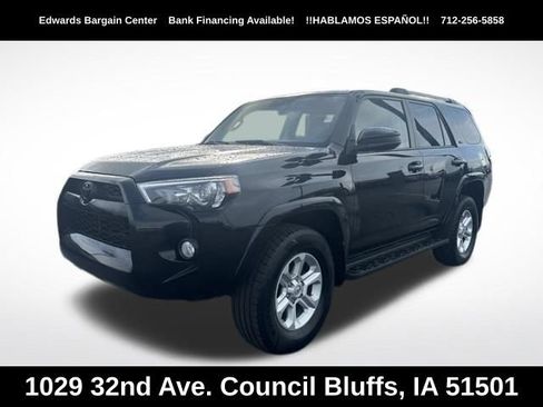 Used 2019 Toyota 4Runner SR5 AWD/4WD image 3