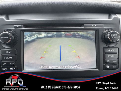 Used 2018 Nissan Titan SV w/ SV Convenience Package image 22