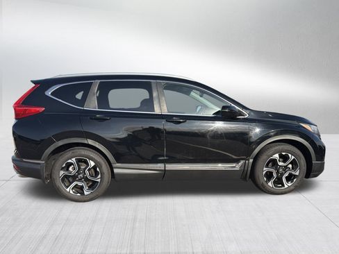Used 2018 Honda CR-V Touring image 8