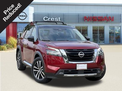 Used 2023 Nissan Pathfinder Platinum