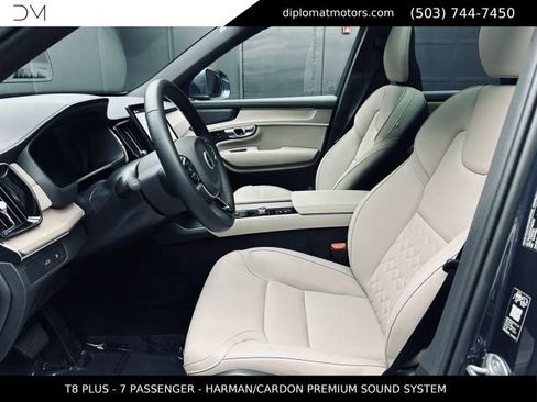 Used 2026 Volvo XC90 T8 Plus w/ Protection Package Premier AWD/4WD image 17