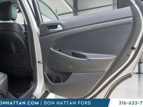 Used 2021 Hyundai Tucson Ultimate w/ Cargo Package FWD image 27