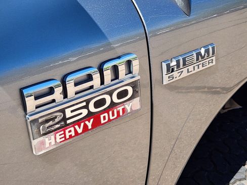 Used 2009 Dodge Ram 2500 Truck SXT AWD/4WD image 11
