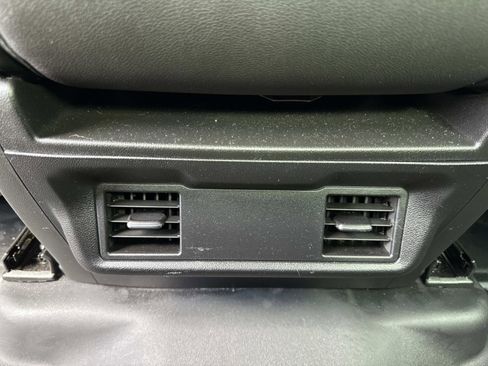 Used 2025 Chevrolet Silverado 1500 W/T image 28